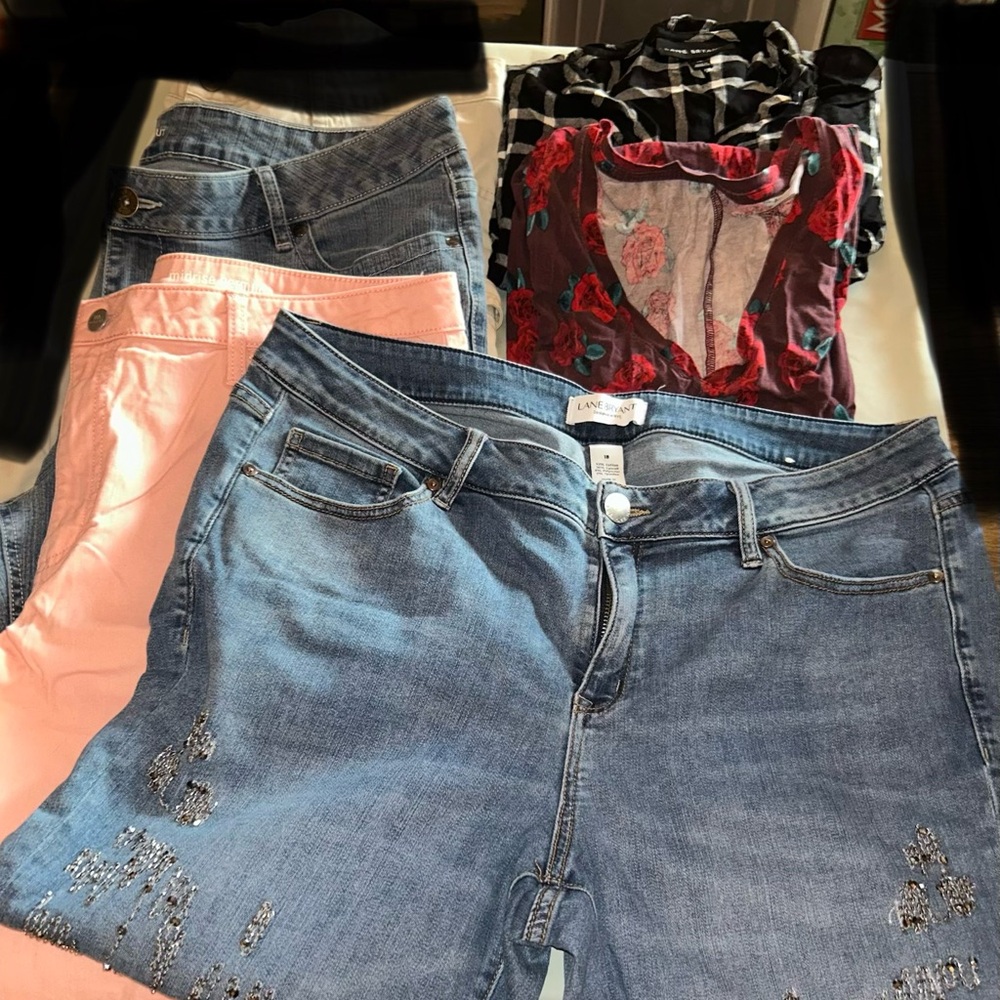 Mixed Lot of SIZE 18 women's Clothing ~ 5 LBs of clothes